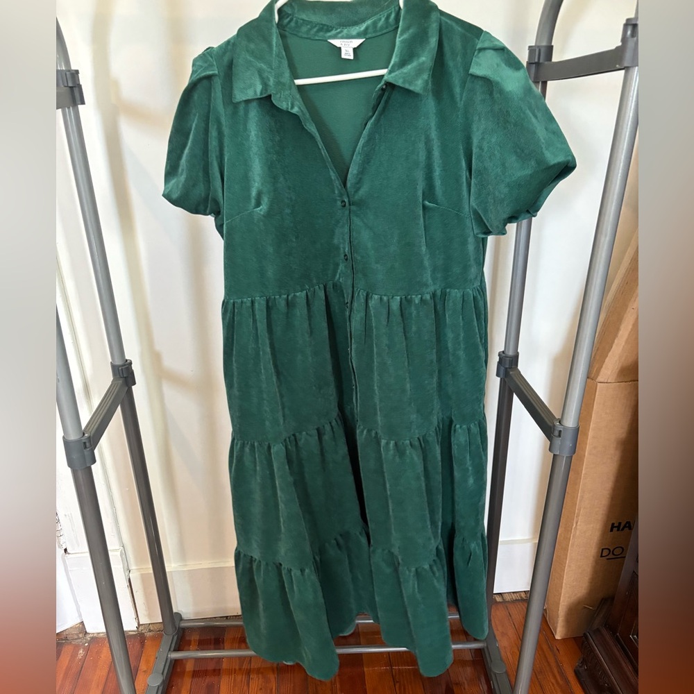 Elegant Green Tiered Dress